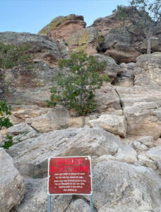 Hiking to the top of Castle Rock Part 6 - Making the ascent